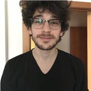 Studente universitario presso facoltà di Medicina e Chirurgia (PG), ho frequentato Liceo Scientifico a Nardò (Le). Maturità conseguita con 100/100
